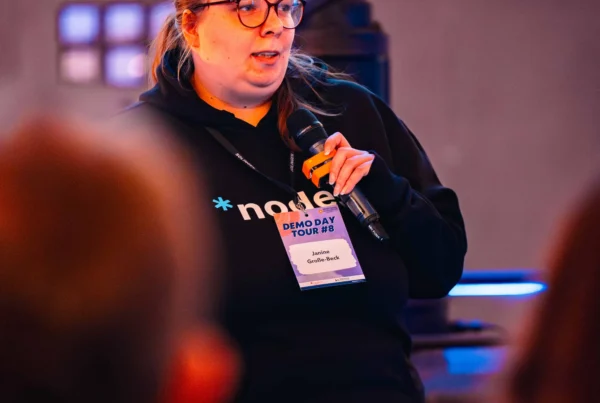 Gründerin Janine Große-Beck auf dem DEMO DAY