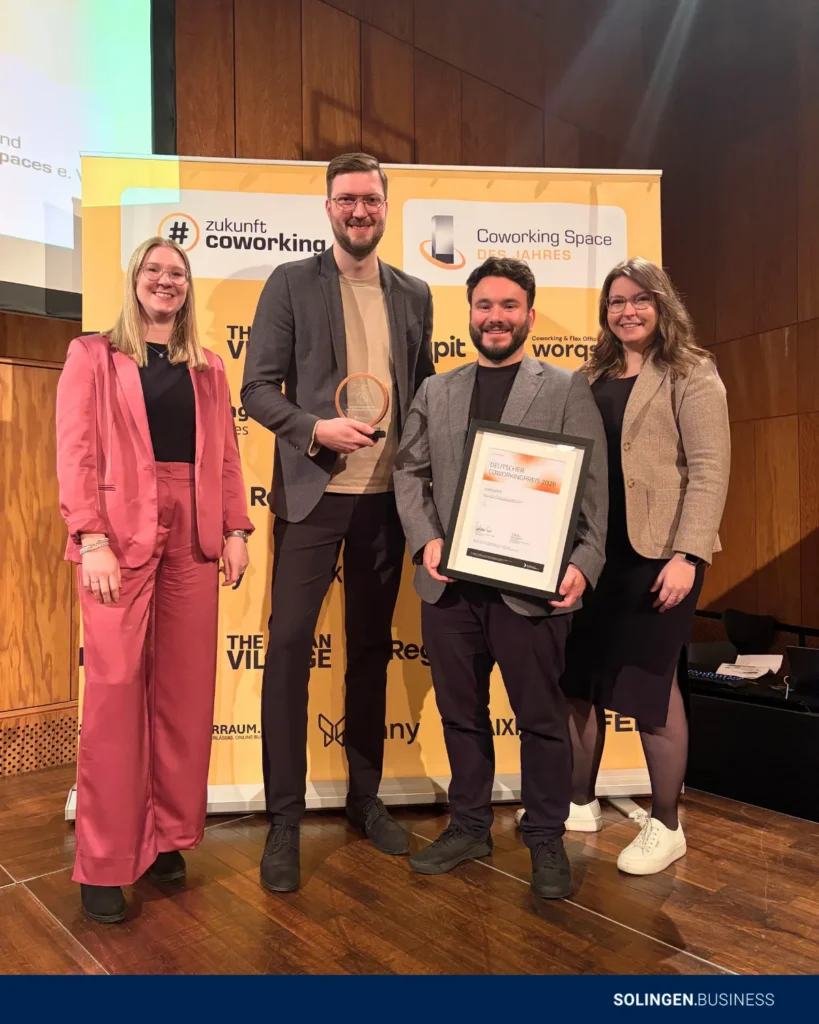 Teambild von Solingen.Business mit dem Kategorie „Wirksamste Start-up- und Technologieförderung”